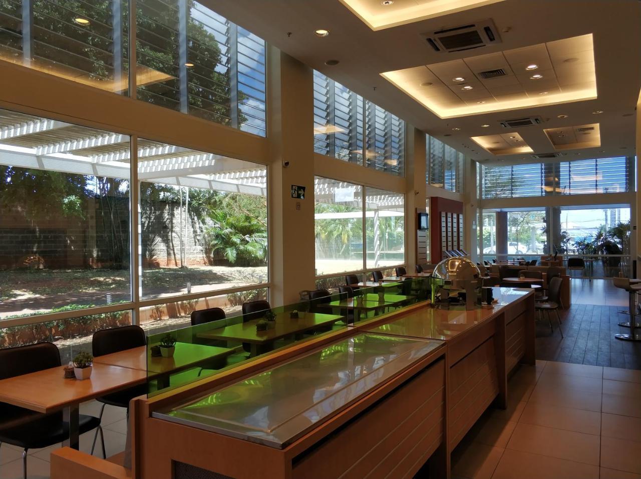 Hotel Ibis ลินส์ ภายนอก รูปภาพ
